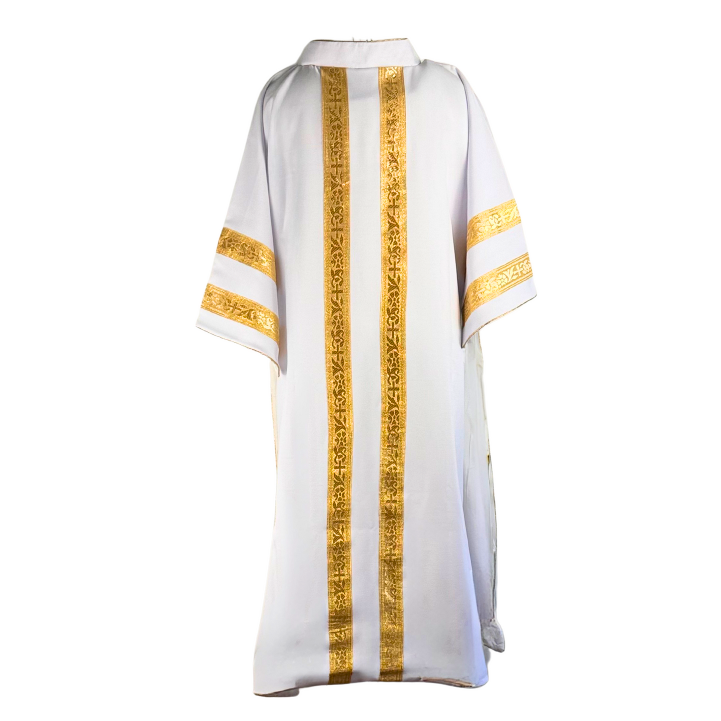 Casulla Dalmática Sacerdotal con galón dorado